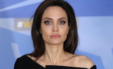 Angelina Jolie flet për jetën si nënë beqare: Kam qenë vetëm për një kohë të gjatë