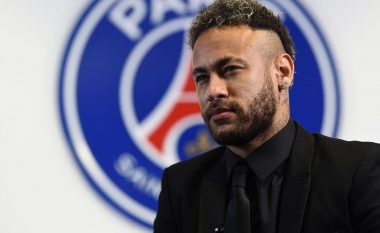 Fjalët e para të Neymar pasi rinovoi me PSG-në: Jam shumë i lumtur që jam në këtë klub