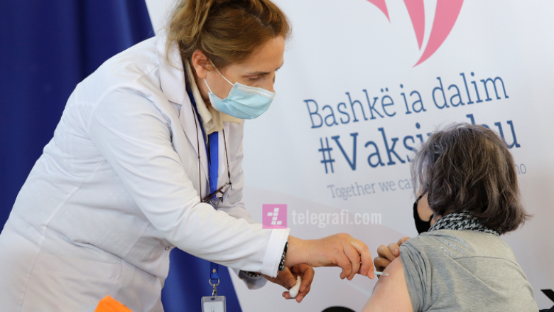4,680 vaksina Pfizer arrijnë sot në Kosovë, donacion nga BE