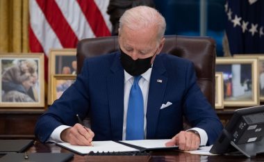 Biden katërfishon kufirin për pranimin e refugjatëve krahasuar me administratën Trump