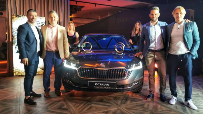 ŠKODA OCTAVIA me fitore të dyfishtë: “Rrota e artë” për makinën më të dëshiruar familjare dhe makinën më të dëshiruar të vitit 2021