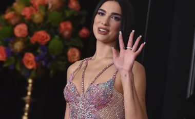 “Hedh poshtë të gjitha format e racizmit”,  Dua Lipa reagon pas akuzave për antisemetizëm