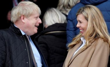 Kryeministri britanik Boris Johnson martohet në një ceremoni të fshehtë