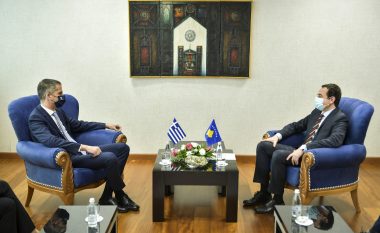 Kurti takohet me kryetarin e Athinës, Greqia mbështet liberalizimin e vizave për kosovarët