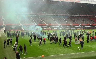 Trazirat në Old Trafford nuk i ndryshojnë mendjen Familjes Glazers
