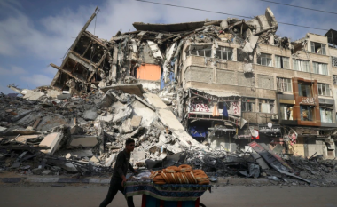 Zyrat e qeverisë në Gaza pritet të rinisin punën