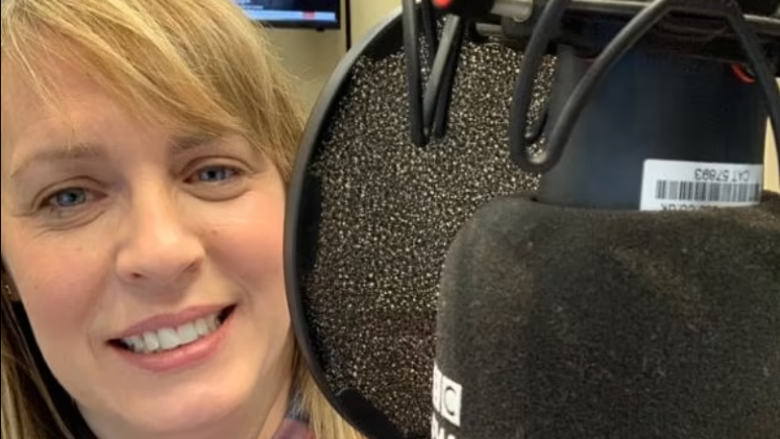 Vdekja e Lisa Shaw: Prezantuesja e BBC kishte mpiksje gjaku pas marrjes së vaksinës së AstraZeneca, thotë familja