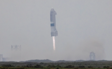SpaceX ka lëshuar dhe ulur me sukses raketën e saj “Starship Serial Number 15”
