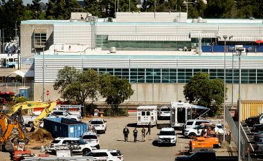 Shkon në nëntë numri i viktimave pas sulmit me armë zjarri në San Jose