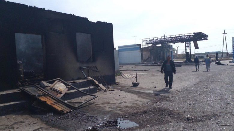 Dhjetëra të vdekur dhe qindra të plagosur – imazhe të shkatërrimit pas përplasjeve në kufirin Kirgistan-Taxhikistan
