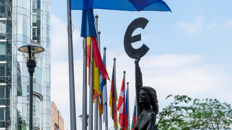 BE: Miliarda euro për të dalë nga kriza e pandemisë COVID-19