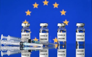 Arrijnë në Kosovë 4,680 dozat e para të vaksinës Pfizer