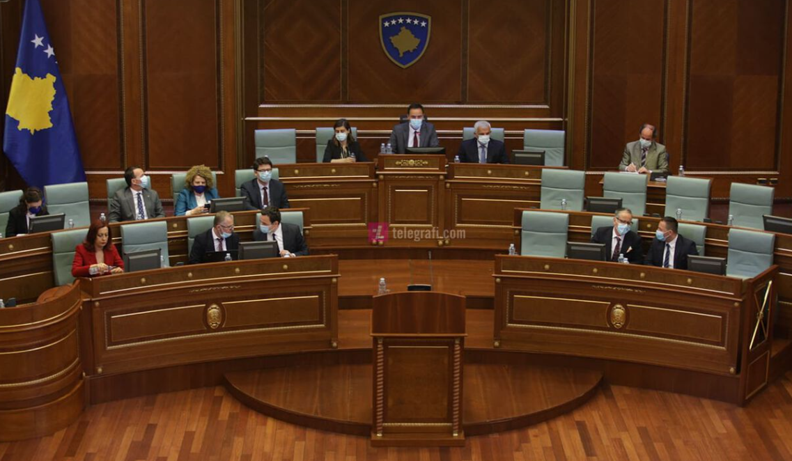 Pas 17 vitesh punë në Kuvend, pensionohet sekretari i përgjithshëm Ismet Krasniqi