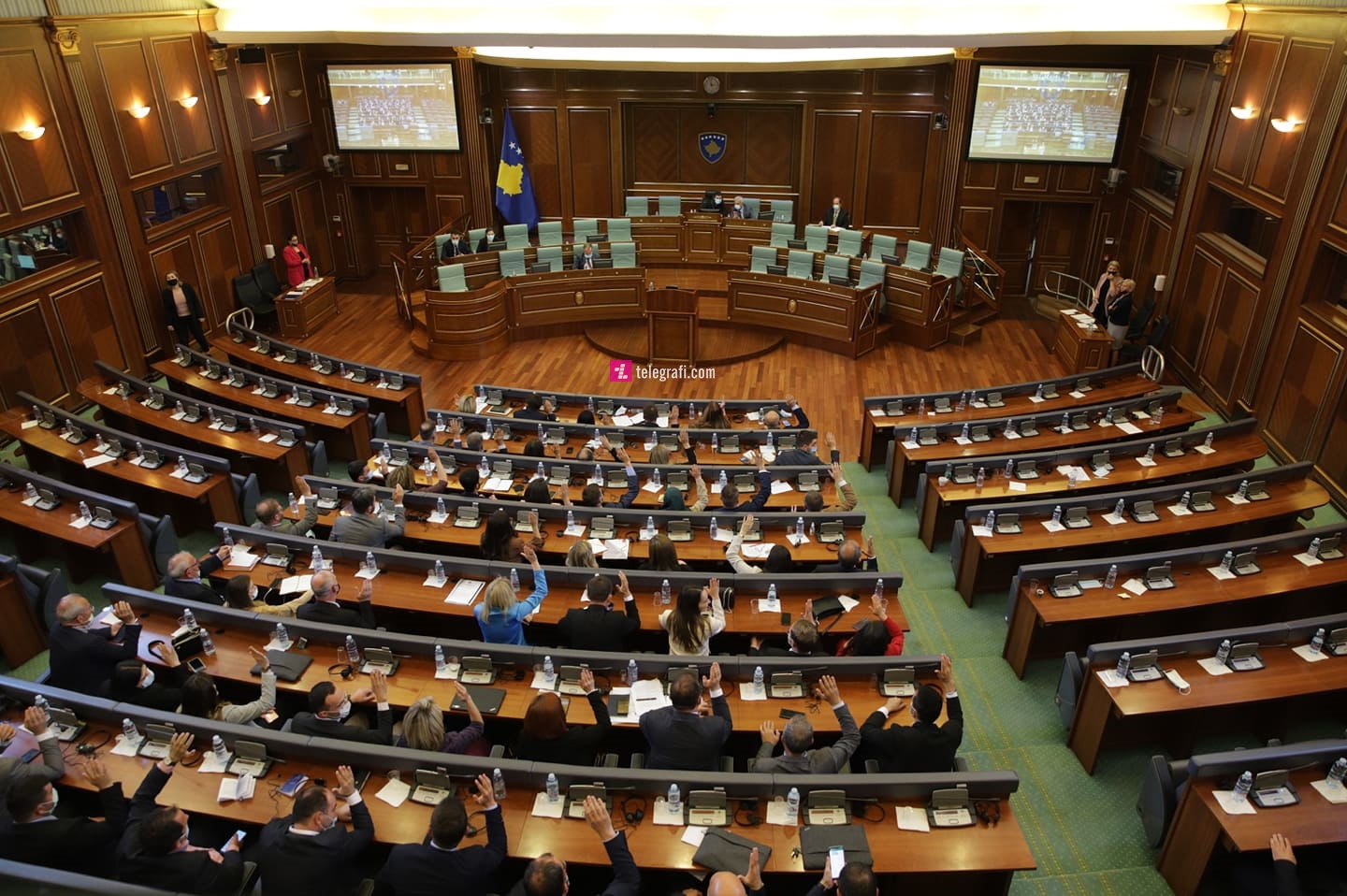 Kuvendi voton ndarjen e 11 milionë eurove për pagesën e rrymës në veri