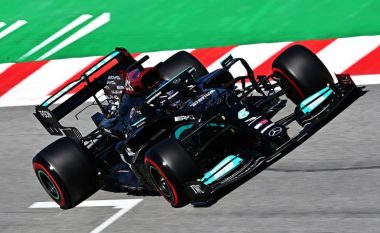 Me një tejkalim fantastik ndaj Verstappen, Hamilton mbretëron sërish në Spanjë