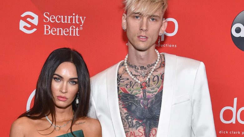 Machine Gun Kelly zbulon se si senatori Bernie Sanders e ndihmoi atë në marrëdhënien me Megan Fox