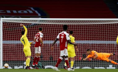 Arsenal-Villarreal, rrjetat heshtin në gjysmën e parë