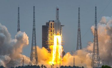 Përfundon saga: Mbetjet e raketës së Kinës 'janë shpërbërë mbi Oqeanin Indian' – thotë agjencia hapësinore e Kinës