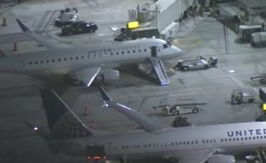 Kërcen nga aeroplani dhe tenton të arratiset derisa fluturakja po bëhej gati të ngritet në ajër – FBI heton incidentin në aeroportin e Los Angeles