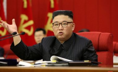 Kim Jong-un i gatshëm për ‘dialog dhe konfrontim’ me SHBA-të