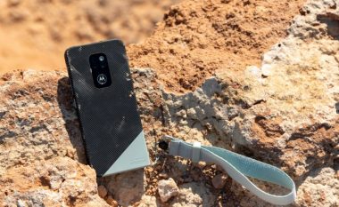 Motorola ka prezantuar një model të ri – mund ta lani aq shpesh sa duart