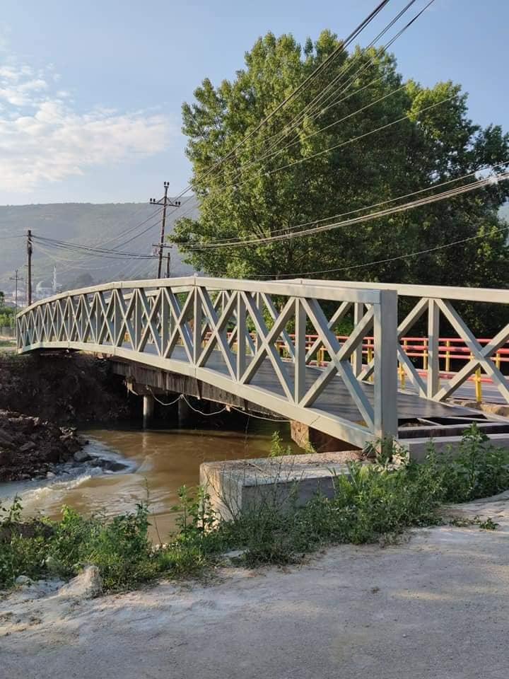 Vendoset ura e këmbësorëve në fshatin Strimnicë, ndryshon tërësisht nga projekti