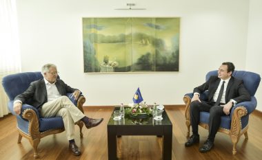 Kurti dhe Wolfgang Petritsch flasin për dialogun Kosovë-Serbi