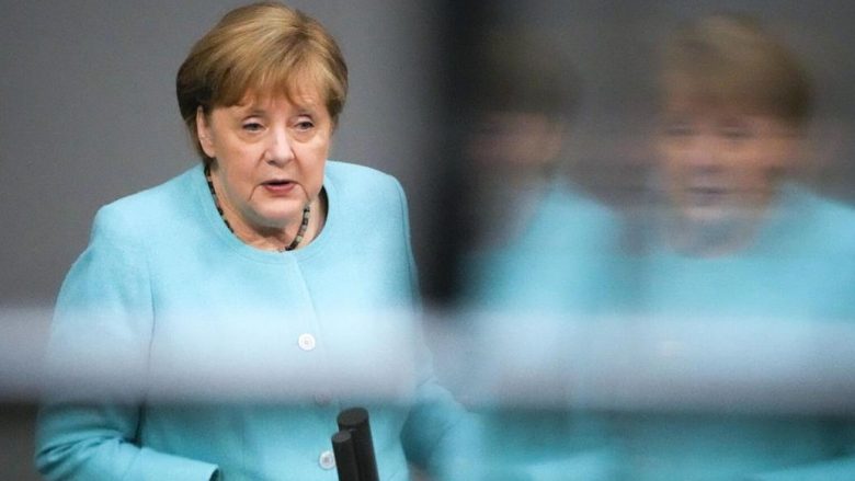 Merkel vjen me paralajmërim sa i përket variantit Delta të COVID-19