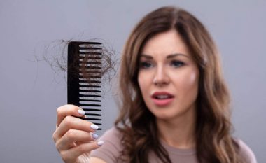 Rënia e flokëve tregon këto sëmundje të mundshme