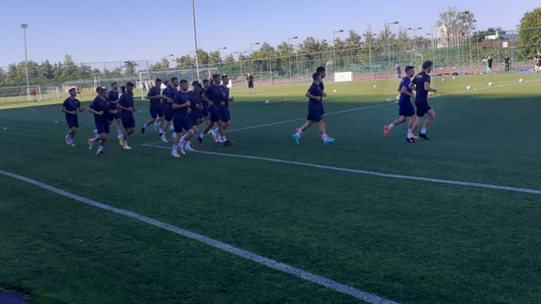 Stërvitje intensive dhe atmosferë e mirë te Kosova para dy ndeshjeve miqësore