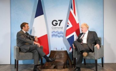Macron i kërkon Johnsonit të respektojë marrëveshjen e BREX-it