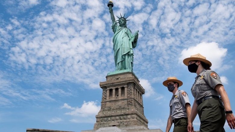 Franca po dërgon ‘motrën e vogël’ të Statujës së Lirisë në Shtetet e Bashkuara, dihet se ku do të vendoset