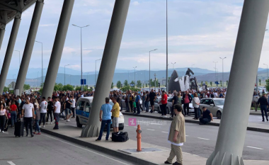 Mërgimtarët në Kosovë – për festat e fundvitit fluturuan 1,423 aeroplanë me 180 mijë udhëtarë