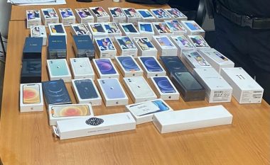 Konfiskohen 61 telefona të kontrabanduar