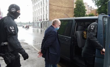 Shërbimi i Sigurimit të Letonisë: Shtetasi rus G. V. Silonov i arrestuar për spiunazh ka lidhje me deputetin Jana Adamsons