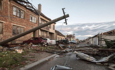 Në Çeki nis operacioni i pastrimit, pas tornados