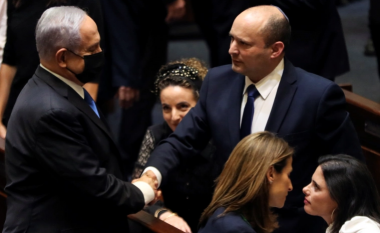 Palestinezët nuk presin ndryshime pasi Bennett zëvendësoi Netanyahun