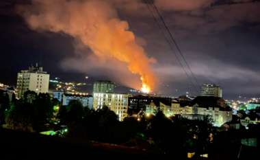 Shpërthime të njëpasnjëshme në një fabrikë municionesh në Serbi