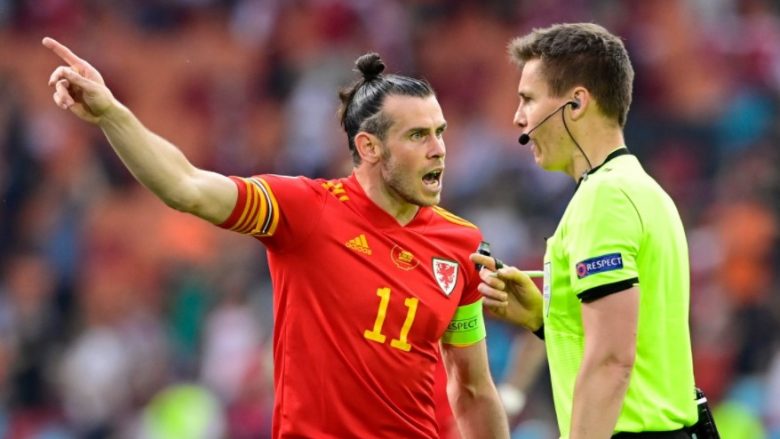 Humbi nga Danimarka, por Bale nervozohet më shumë në pyetjen e gazetarit për të ardhmen e tij