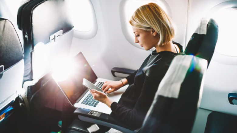 Starlink dëshiron të sjellë internet më të shpejtë në aeroplanë