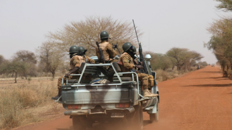 Burkina Faso thotë se 11 policë u vranë në pritë, katër janë të zhdukur