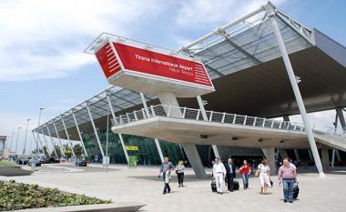 Konkurrenca ul ndjeshëm çmimet e biletave të avionëve në Aeroportin e Tiranës