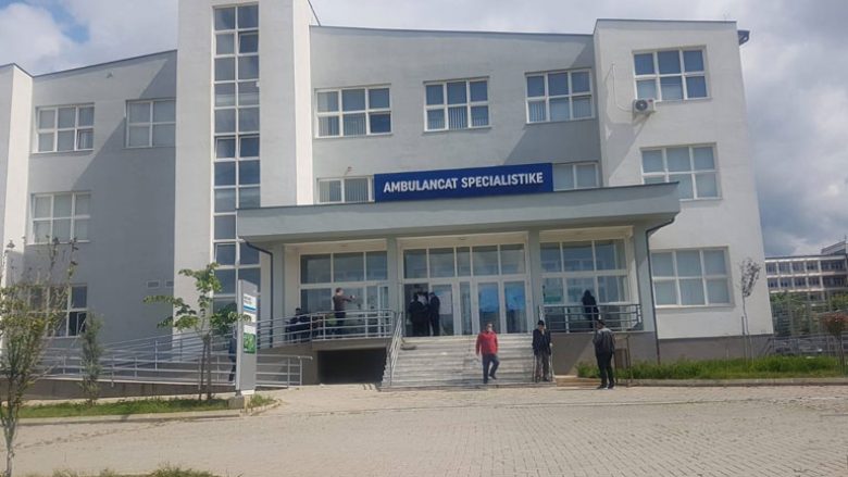 QKUK kërkon nga qytetarët të respektojnë terminët në ambulanca specialistike