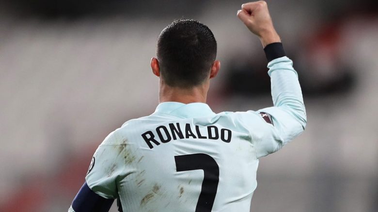 Ronaldo është futbollisti më i moshuar që shënon dy e më shumë gola në Kampionatet Evropiane