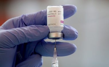 EMA: Vaksina AstraZeneca nuk rekomandohet për njerëzit me sindromën e gjakderdhjes kapilare