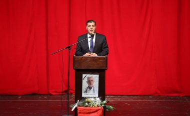 Haziri: Dr. Nisreti është kujdesur 24 orë për t’i siguruar qytetarëve të Gjilanit shtrat, dhomë e oksigjen në këtë periudhë pandemie
