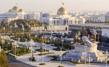 Pse kryeqyteti i Turkmenistanit kryeson listën e qyteteve më të shtrenjta për të jetuar për punëtorët e huaj?