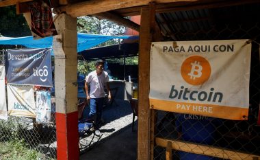 El Salvador bëhet vendi i parë në botë që e pranon Bitcoinin si mjet pagese