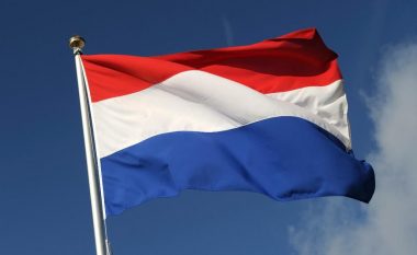 Holanda arsyeton mos mbështetjen për liberalizim të vizave: Dënoni të korruptuarit