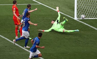 Italia me rekord kryeson grupin, Uellsi vazhdon tutje falë golaverazhit më të mirë